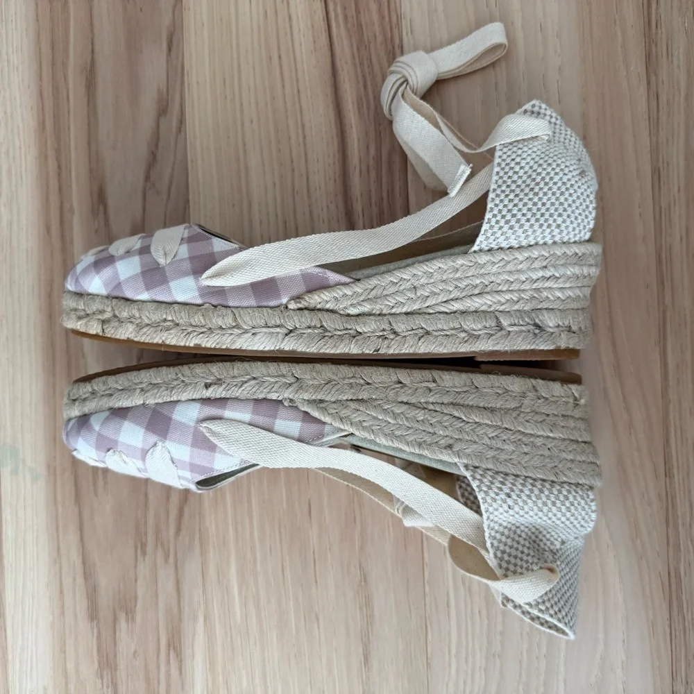 Childrenchic Canvas Stylish Beige Checkered Espadrille Wedges Size 40 (US 8)